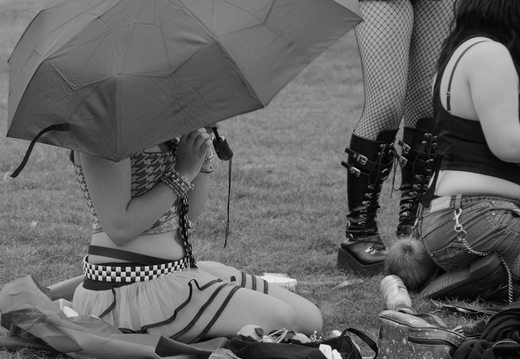 fishnet and brolly